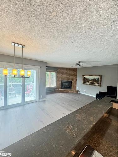 153-30 Ramblings Way, Collingwood, ON - Indoor With Fireplace