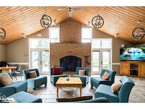 153-30 Ramblings Way, Collingwood, ON - Indoor Photo Showing Living Room With Fireplace