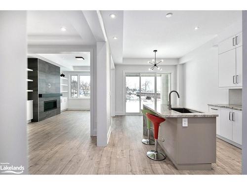 7-11 Bay Street E, Thornbury, ON - Indoor Photo Showing Kitchen