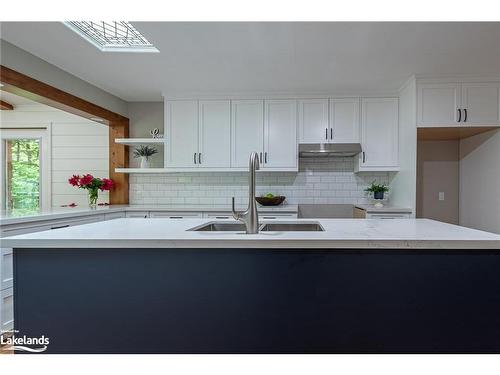 8275 County Road 9, Creemore, ON - Indoor Photo Showing Kitchen