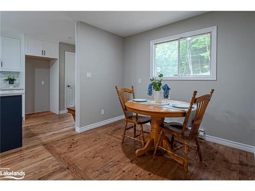 8275 County Road 9, Creemore, ON - Indoor Photo Showing Dining Room