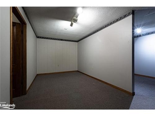 8275 County Road 9, Creemore, ON - Indoor Photo Showing Other Room