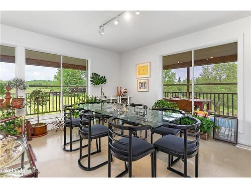 3471 Ravenscliffe Road, Huntsville, ON - Indoor Photo Showing Dining Room