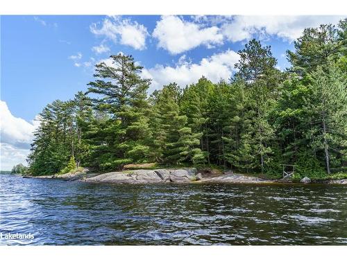 15Kl2 Kahshe Lake, Gravenhurst, ON 