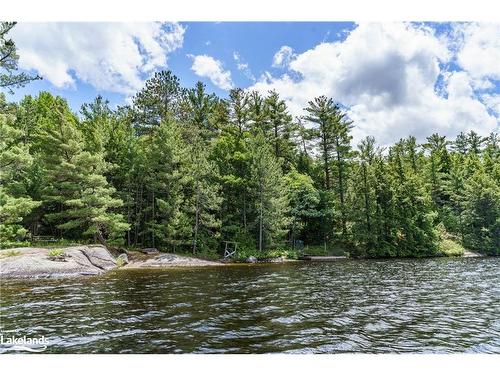 15Kl2 Kahshe Lake, Gravenhurst, ON 