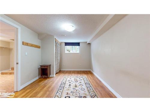 542 Maple Street, Collingwood, ON - Indoor Photo Showing Other Room