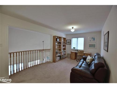 18 Cooper Street, Collingwood, ON - Indoor Photo Showing Other Room