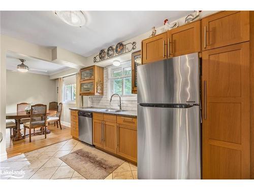 347 Fourth Street, Midland, ON - Indoor Photo Showing Kitchen