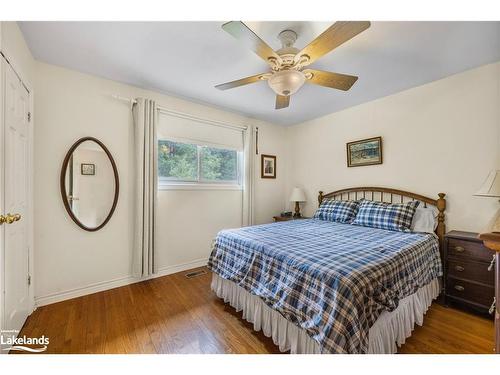 347 Fourth Street, Midland, ON - Indoor Photo Showing Bedroom