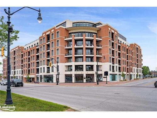 318-1 Hume Street, Collingwood, ON - Outdoor With Balcony With Facade