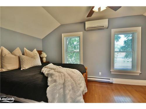 8330 Highway 93, Tiny, ON - Indoor Photo Showing Bedroom