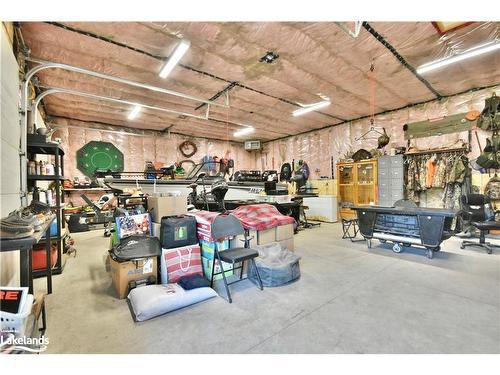 8330 Highway 93, Tiny, ON - Indoor Photo Showing Garage