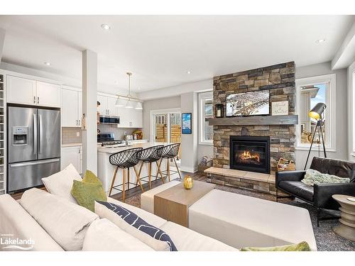 1 Kennedy Avenue, Collingwood, ON - Indoor Photo Showing Living Room With Fireplace
