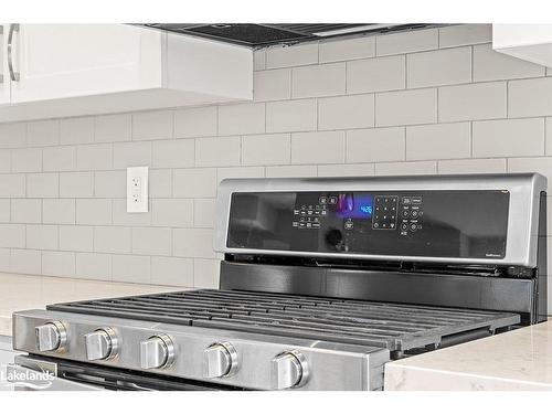 1 Kennedy Avenue, Collingwood, ON - Indoor Photo Showing Kitchen With Upgraded Kitchen