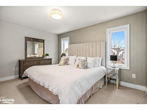 1 Kennedy Avenue, Collingwood, ON - Indoor Photo Showing Bedroom