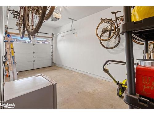 1 Kennedy Avenue, Collingwood, ON - Indoor Photo Showing Garage