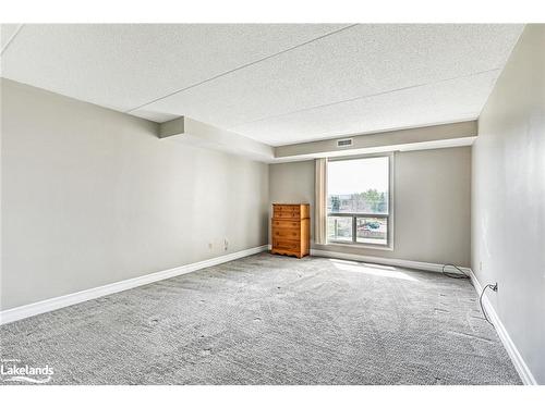 401-172 Eighth Street, Collingwood, ON - Indoor Photo Showing Other Room