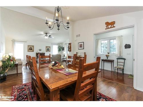 23 St James Place, Wasaga Beach, ON - Indoor Photo Showing Dining Room