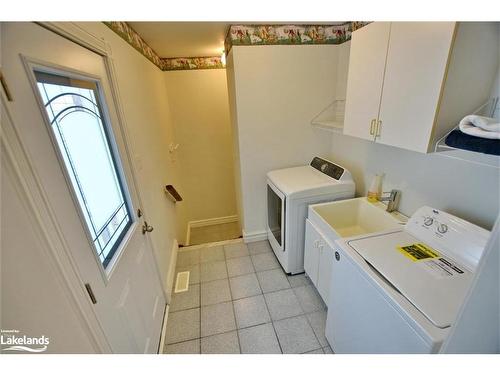 46 Fairway Crescent, Wasaga Beach, ON - Indoor Photo Showing Laundry Room