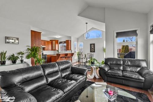 22 Bourgeois Beach Road, Victoria Harbour, ON - Indoor Photo Showing Living Room