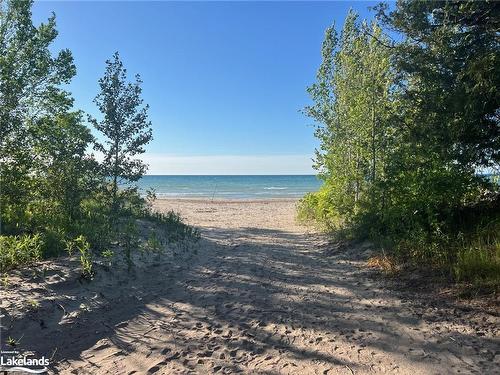 21 72Nd Street N, Wasaga Beach, ON - Outdoor With View