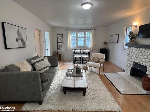 21 72Nd Street N, Wasaga Beach, ON - Indoor Photo Showing Living Room With Fireplace