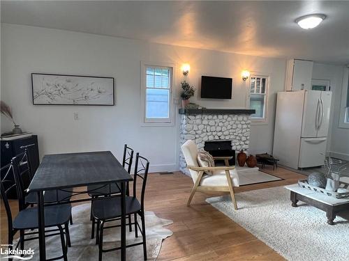 21 72Nd Street N, Wasaga Beach, ON - Indoor Photo Showing Dining Room