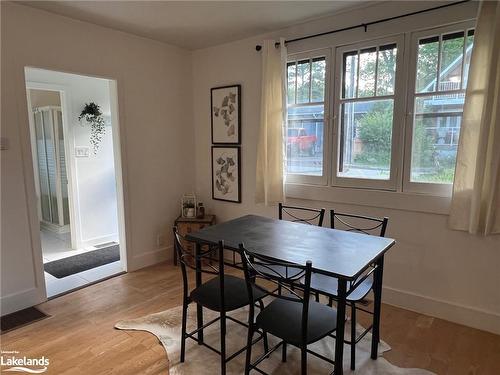 21 72Nd Street N, Wasaga Beach, ON - Indoor Photo Showing Dining Room