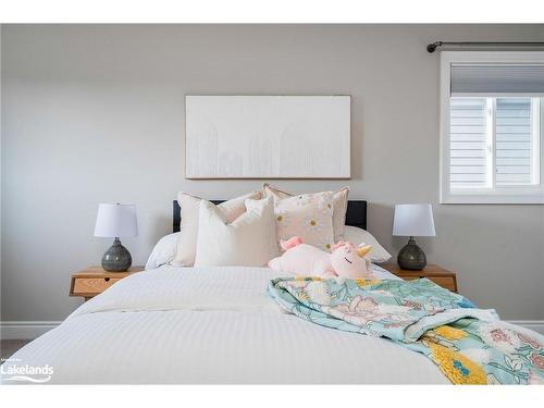 56 Lockerbie Crescent, Collingwood, ON - Indoor Photo Showing Bedroom