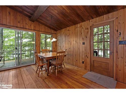 70 Caisses Island, Bracebridge, ON - Indoor Photo Showing Dining Room