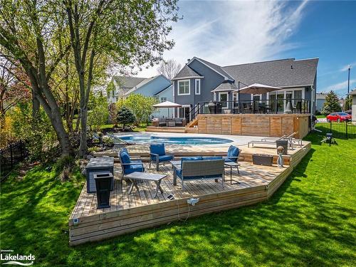 10 Mcintosh Gate, Collingwood, ON - Outdoor With Deck Patio Veranda