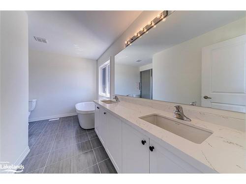 204 Rosanne Circle, Wasaga Beach, ON - Indoor Photo Showing Bathroom