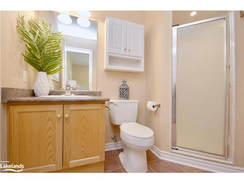 72 Forest Avenue, Wasaga Beach, ON - Indoor Photo Showing Bathroom