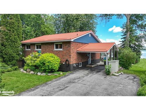 365 Macisaac Drive, Orillia, ON - Outdoor With Body Of Water