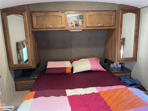 3640 Highway 518 W, Sprucedale, ON - Indoor Photo Showing Bedroom