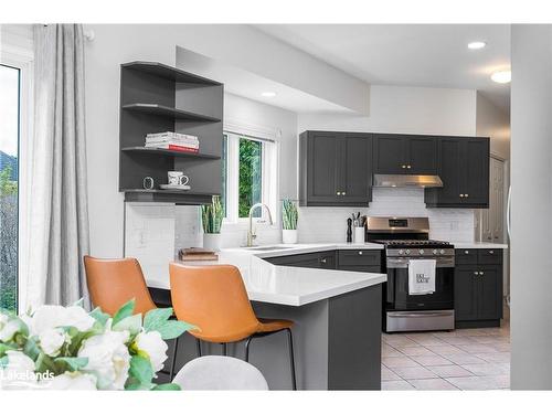 140 Augusta Crescent, The Blue Mountains, ON - Indoor Photo Showing Kitchen