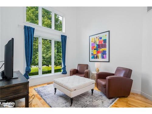 140 Augusta Crescent, The Blue Mountains, ON - Indoor Photo Showing Living Room