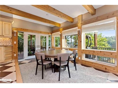 1080 Whitehead Road, Gravenhurst, ON - Indoor Photo Showing Dining Room