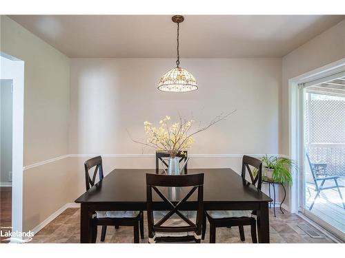 28 Caribou Trail, Wasaga Beach, ON - Indoor Photo Showing Dining Room