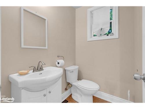 34 Coutnac Crescent, Tiny, ON - Indoor Photo Showing Bathroom