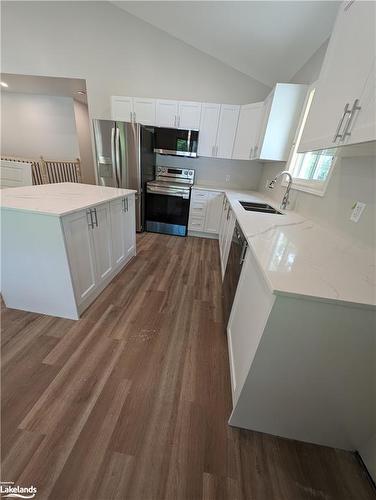 11 Dunchurch Estates Road, Dunchurch, ON - Indoor Photo Showing Kitchen