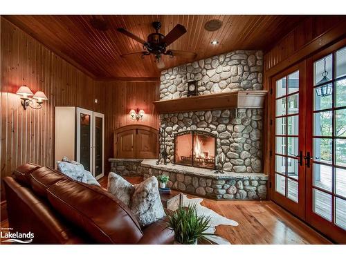 1902 Foxpoint Road, Dwight, ON - Indoor With Fireplace