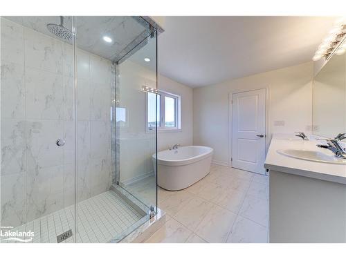 9 Del Ray Crescent, Wasaga Beach, ON - Indoor Photo Showing Bathroom