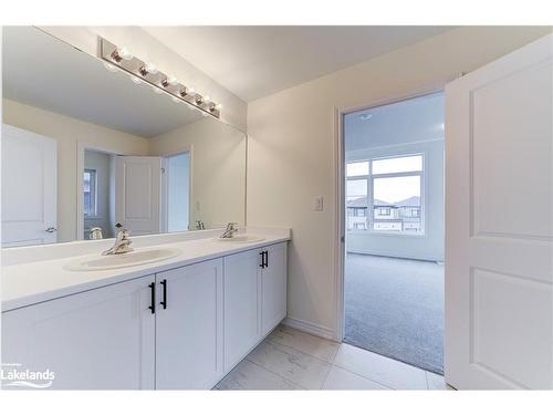 9 Del Ray Crescent, Wasaga Beach, ON - Indoor Photo Showing Bathroom