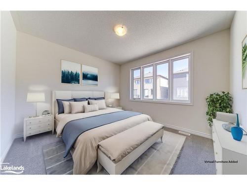 77 Sun Valley Avenue, Wasaga Beach, ON - Indoor Photo Showing Bedroom