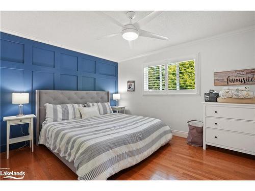 18 Royal Beech Drive, Wasaga Beach, ON - Indoor Photo Showing Bedroom