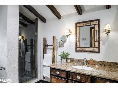 138 St Moritz Crescent, The Blue Mountains, ON - Indoor Photo Showing Bathroom