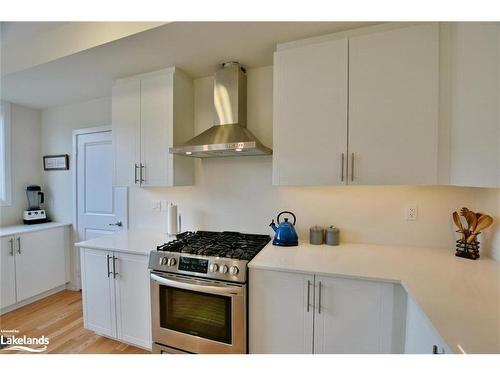 106 Stoneleigh Drive, The Blue Mountains, ON - Indoor Photo Showing Kitchen