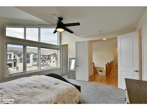 106 Stoneleigh Drive, The Blue Mountains, ON - Indoor Photo Showing Bedroom