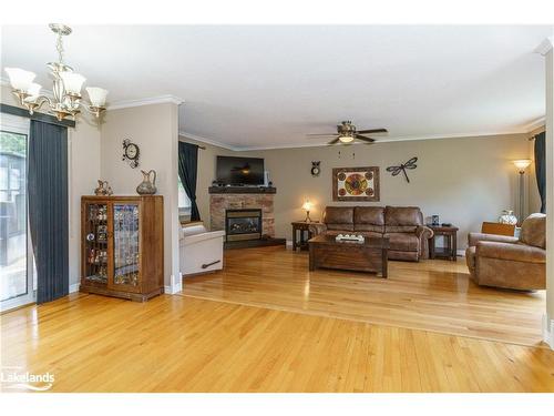 25 Kaye Road, Bracebridge, ON - Indoor Photo Showing Living Room With Fireplace